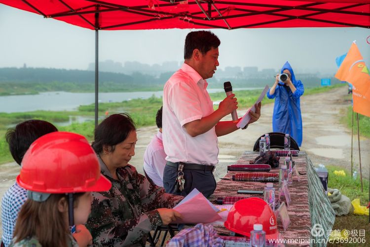 安徽省池州市水电工程局有限公司防汛抢险演练(图4)