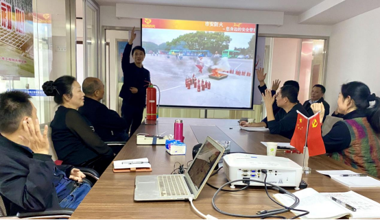 公司开展消防安全培训(图2)